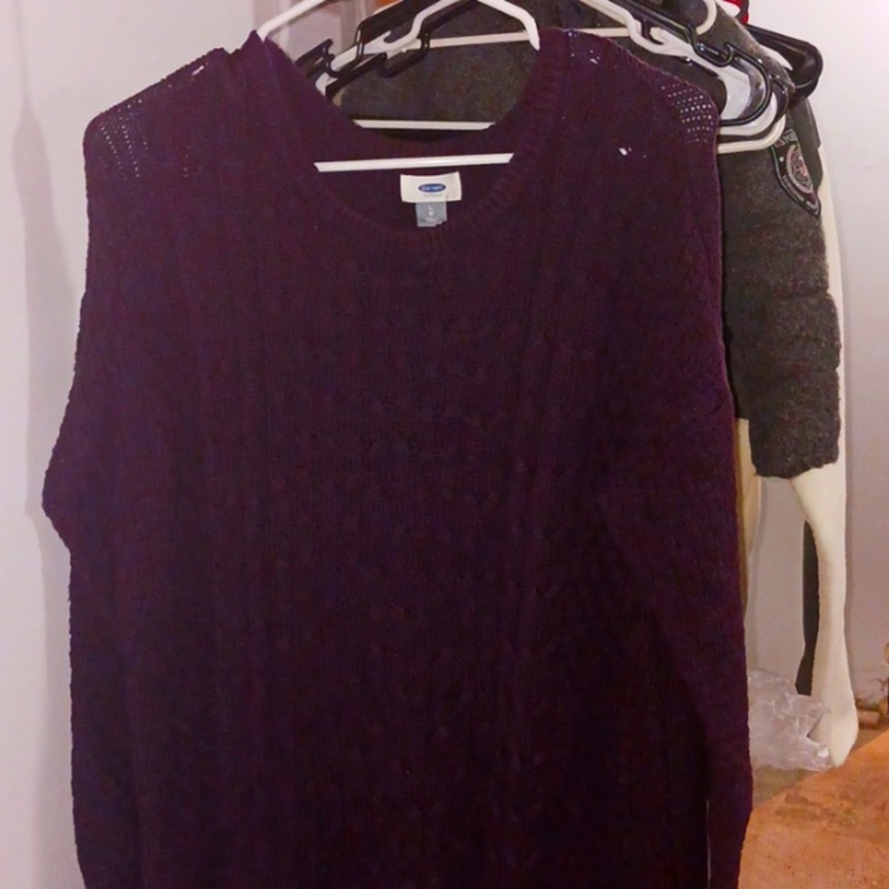 Old Navy Sweater